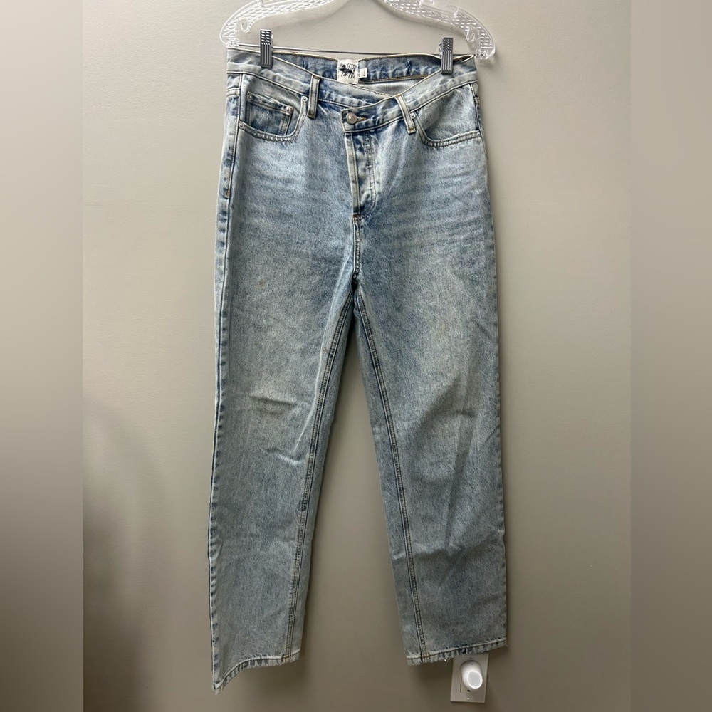 Princess Polly‎ High-Waisted Straight Leg Jeans – Light Wash